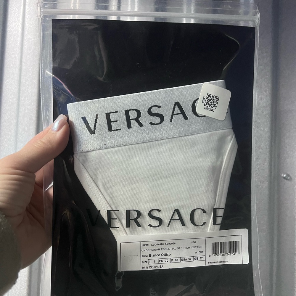 VERSACE ESSENTIAL THONG - Picture 5 of 7